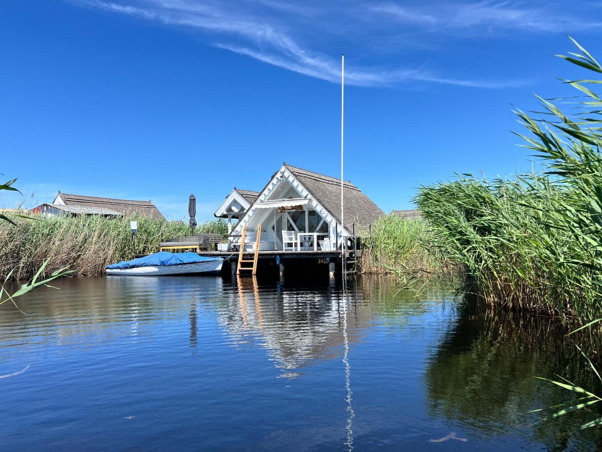 Seehuette Neusiedlersee - Seehaus Inklusive Elektroboot Ruszt Kültér fotó