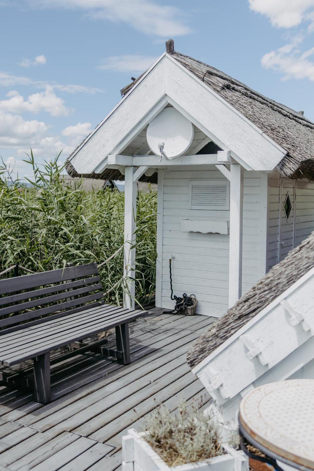 Seehuette Neusiedlersee - Seehaus Inklusive Elektroboot Ruszt Kültér fotó